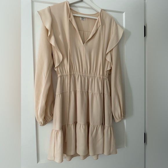Aritzia Wilfred Dress - Picture 1 of 2